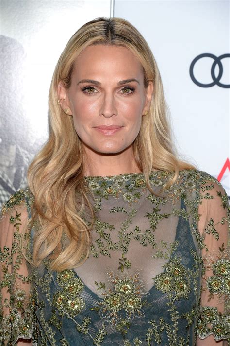 nude photos of molly sims|Molly Sims Nude – Pics and Videos